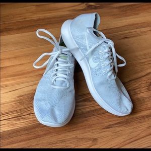 Nike flyknit sneakers